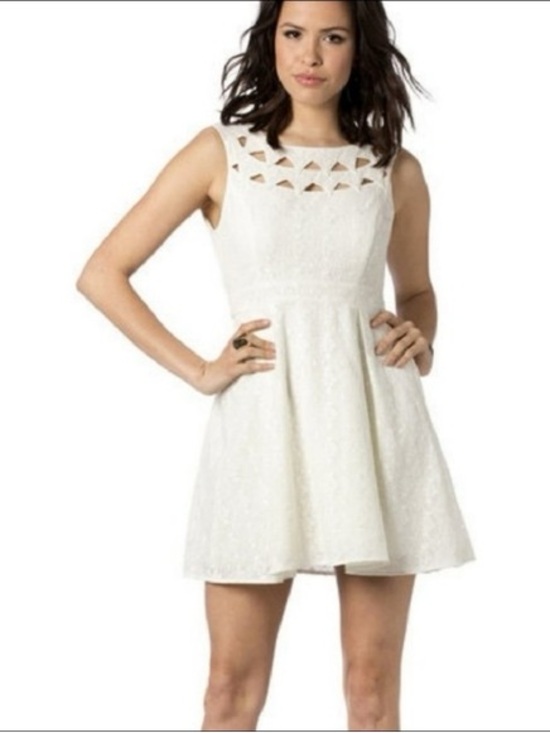 Miss Me Dresses & Skirts - Miss Me Ivory White Lace Cut Out Open Back Mini Dress Size M NWT